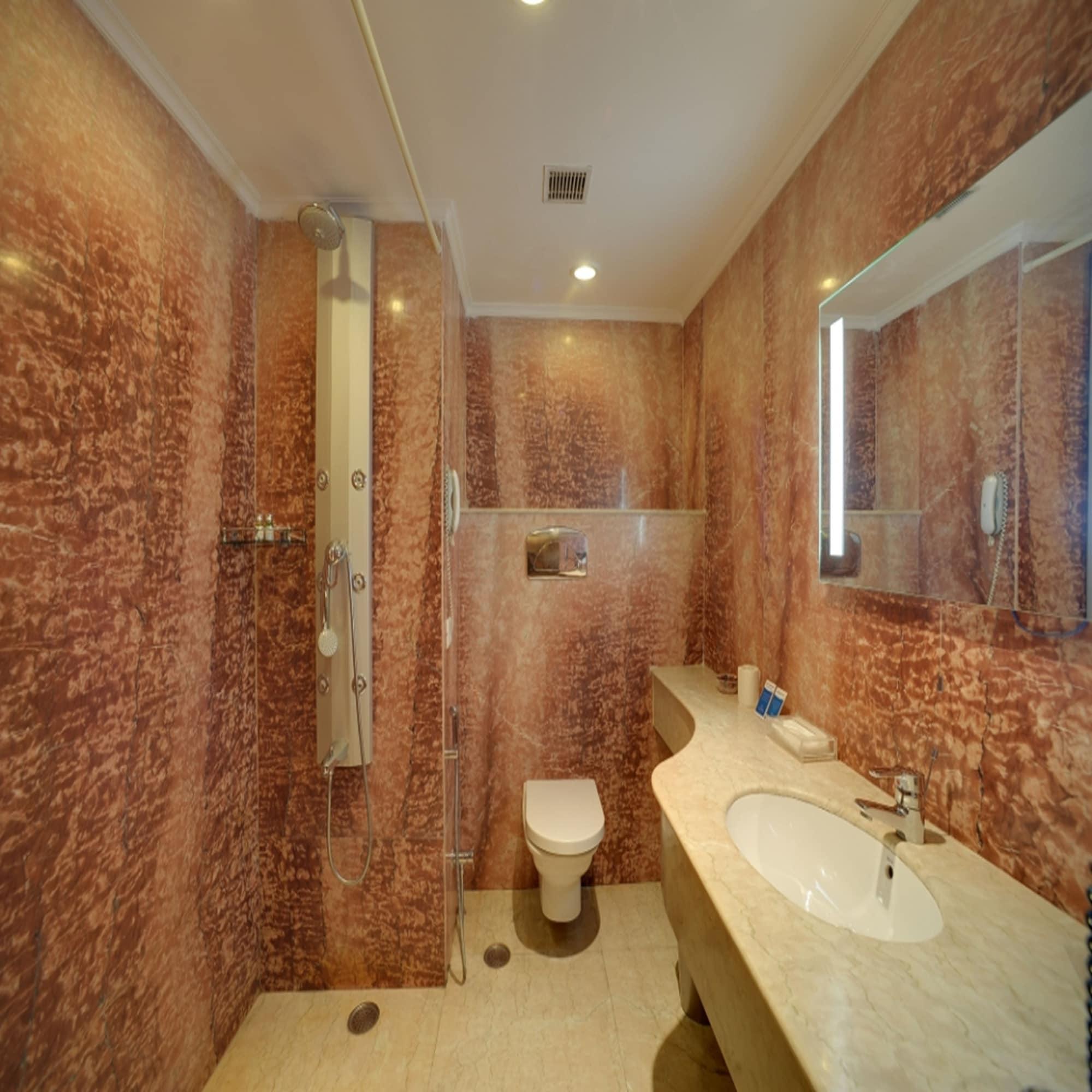 Royal Sarovar Portico Siliguri Εξωτερικό φωτογραφία