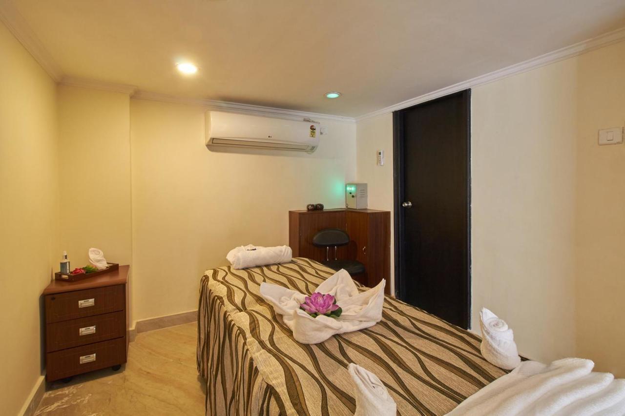 Royal Sarovar Portico Siliguri Εξωτερικό φωτογραφία