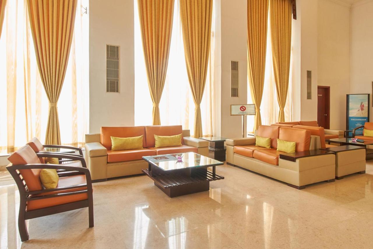 Royal Sarovar Portico Siliguri Εξωτερικό φωτογραφία