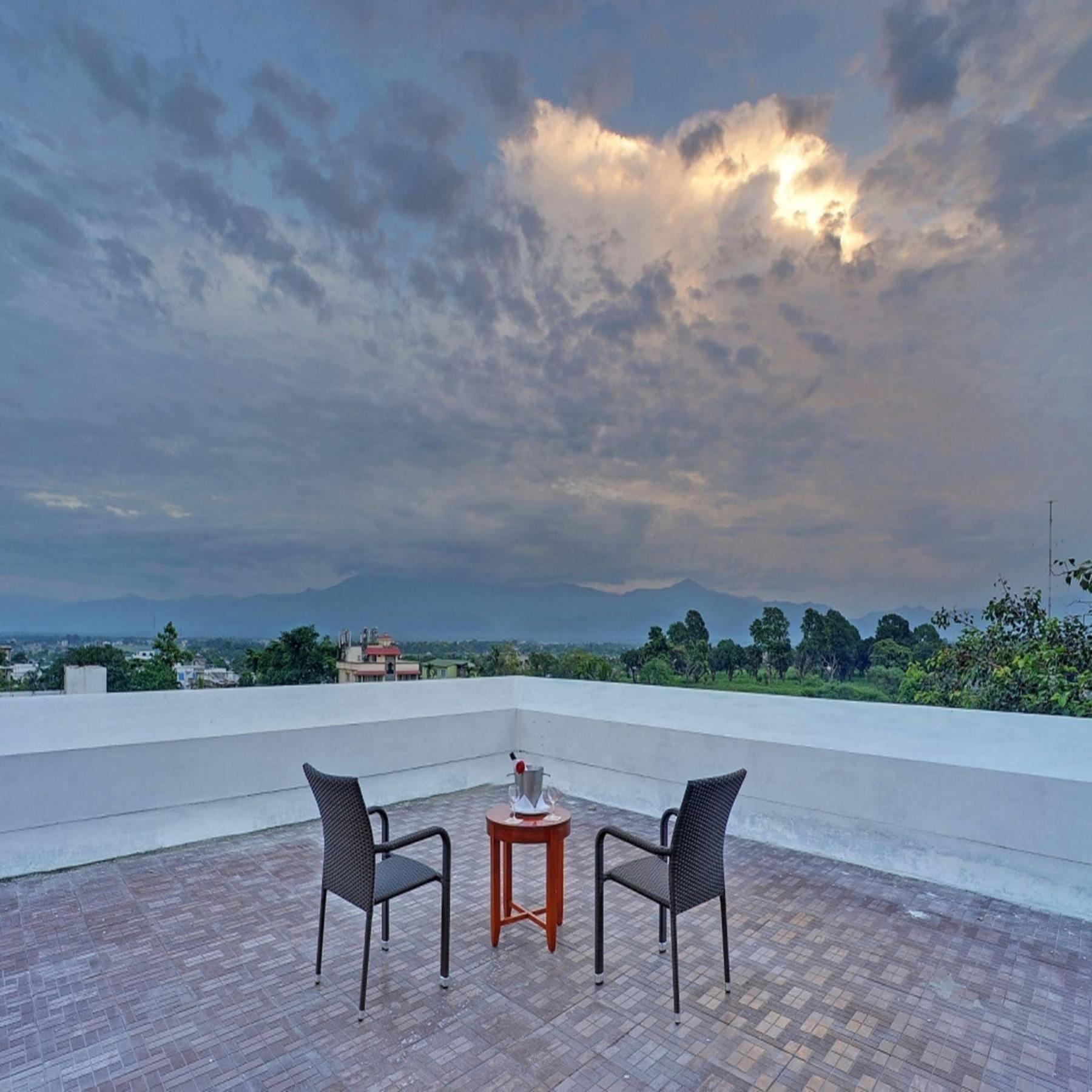 Royal Sarovar Portico Siliguri Ξενοδοχείο Εξωτερικό φωτογραφία